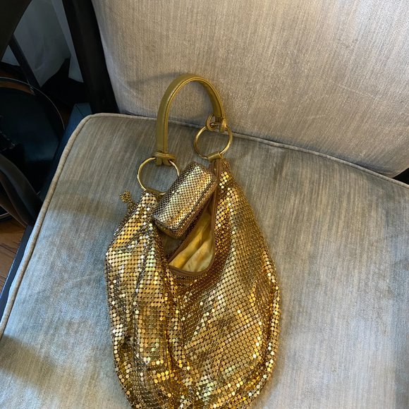 Golden evening handbag and lipstick carrier - Picture 6 of 7